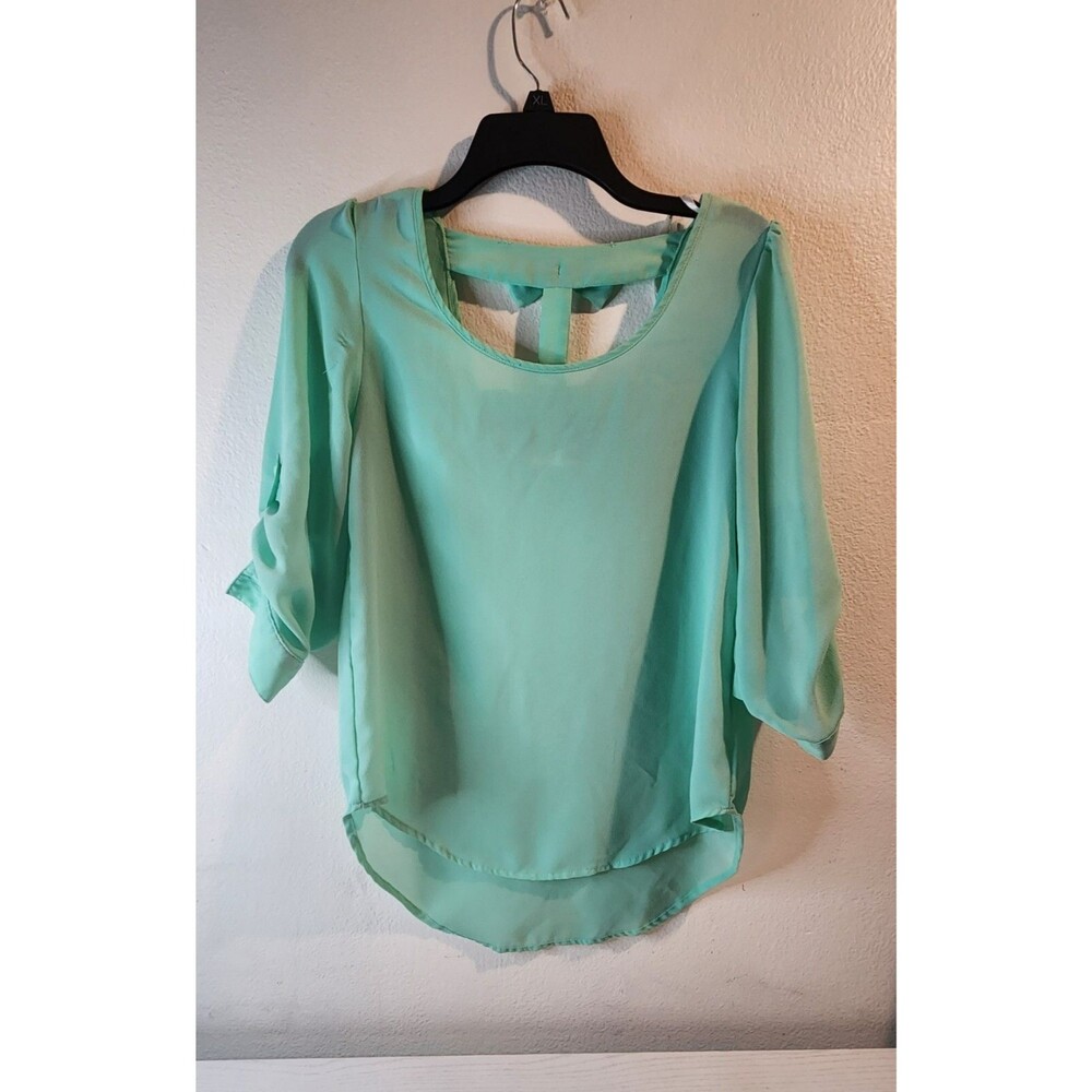 Mine Women's mint green 3/4 Sleeve Blouse Double Bow Back Size Small